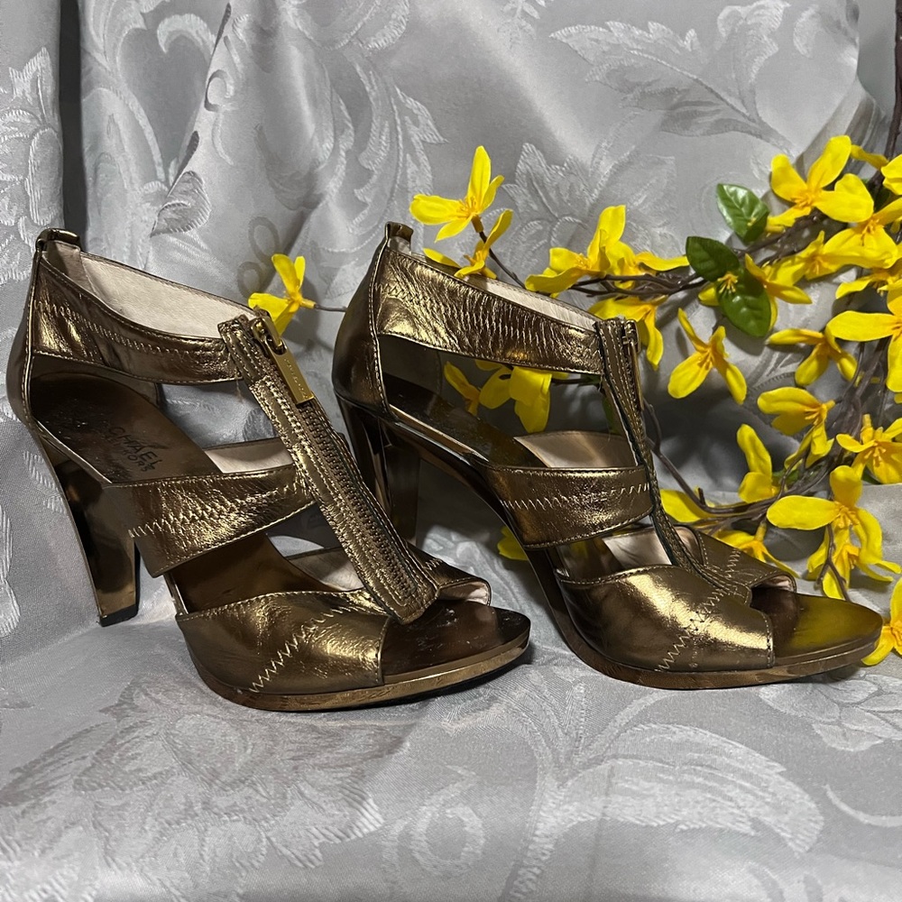 Michael Kors Berkley T Strap sandals